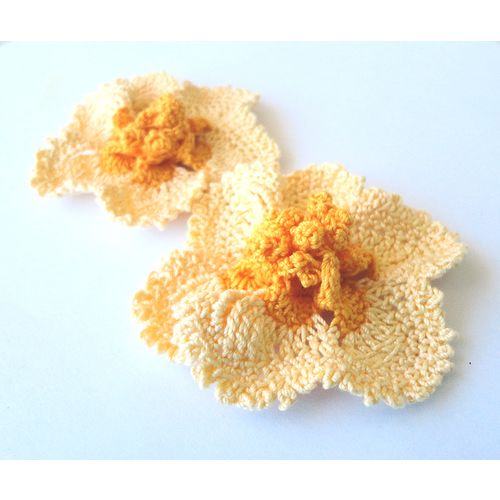 Flower appliques #F031 embellishments 2 pieces cotton crochet 75 mm diameter