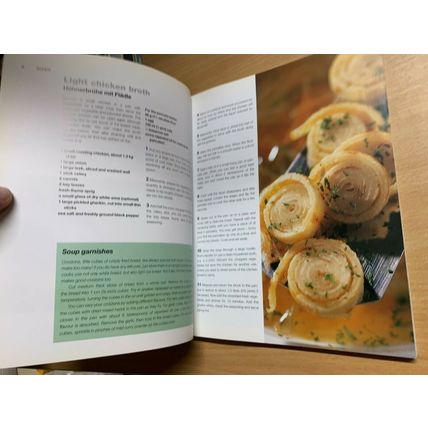 2001 "MODERN GERMAN FOOD" ROZ DENNY 70 RECIPES COOKERY PAPERBACK BOOK (P3)