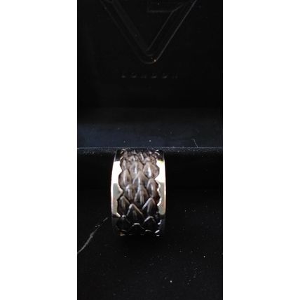 Seven London V Sterling&Oxidised Men’s Band Ring Size UK P 1/2, US 8- 16.1 Grams