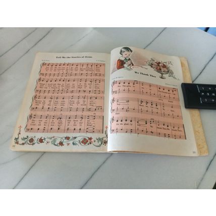 Old Vintage Original Little Golden Book Of Hymns (H) Eighth Edition 1947