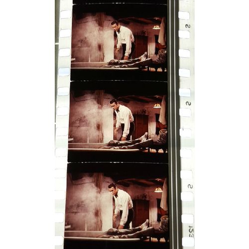 Goldfinger. pk GFC 0115k. 1 strip of 5 film cells 35mm