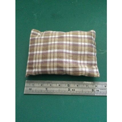 Dog Cushion - Brown Check (4l) 1:12th Dolls House Miniature