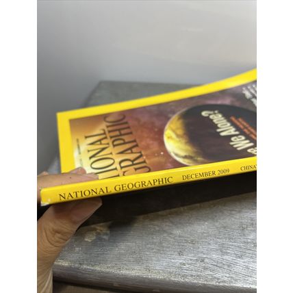 National Geographic Magazine December 2009 Are We Alone? Collectable