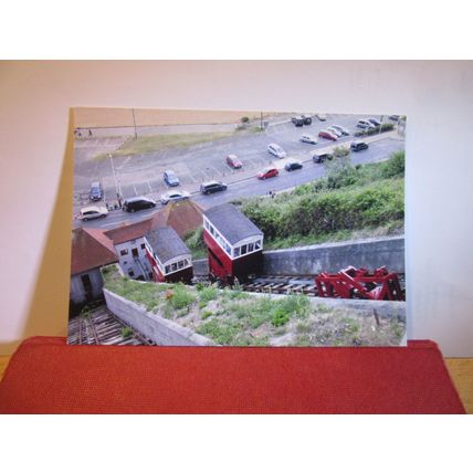 THE LEAS LIFT, FOLKESTONE, KENT.. unused postcard PC04 =