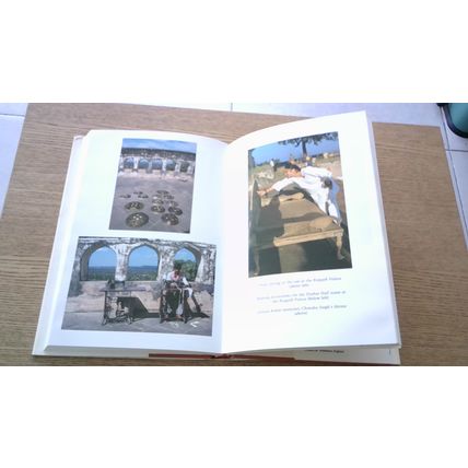 Hullabaloo in Old Jeypore: The Making of The Deceivers. Ismail Merchant (H/B)