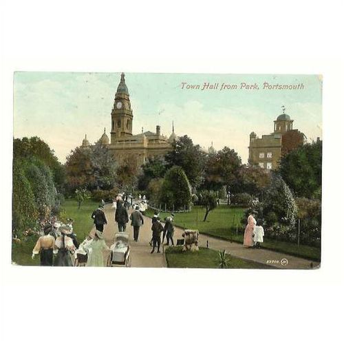 Hampshire PORTSMOUTH Town Hall Postcard by Valentine (53900)