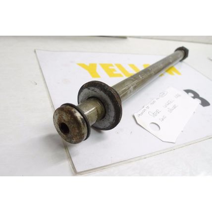 HONDA ST1300 PAN EUROPEAN REAR WHEEL AXLE + SPACER (CON-B)