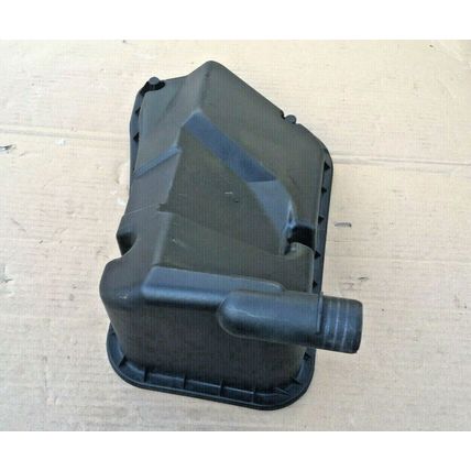 Smart roadster water catch tray below wiper motor / above SAM 0011609V006
