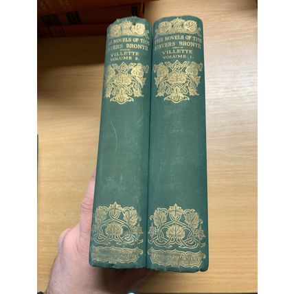1924 CHARLOTTE BRONTE "VILLETTE" VOLS 1 & 2 FICTION 1.5kg HARDBACK BOOKS (P8)