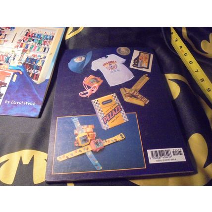 PEZ COLLECTOR'S PRICE GUIDE MAGAZINES LOT! $25.00 Shipped! These are both in NM