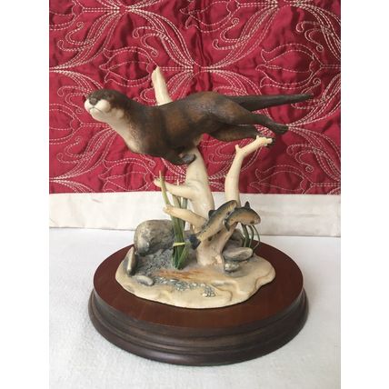 Border Fine Arts Otter and Trout WW5 Vintage 1989 by Elizabeth Waugh