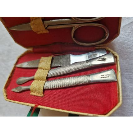 Vintage 1950's Travel Manicure Set