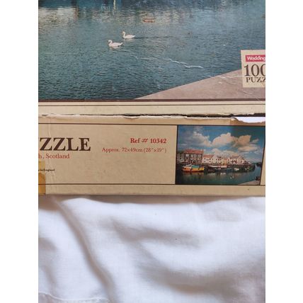 Jigsaw 1000 pieces Waddingtons Eyemouth Scotland