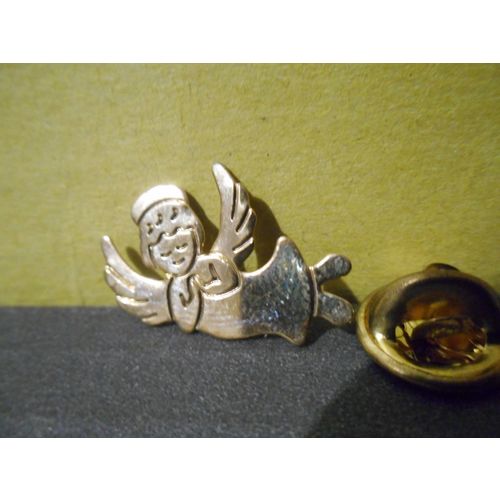 Small Angel Lapel Pin