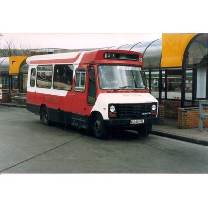 Colour Photograph of Red & White Ltd. - D249 VNL ex. Northern National