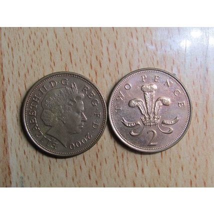 GB 2000 Elizebeth II Decimal 2p Coin