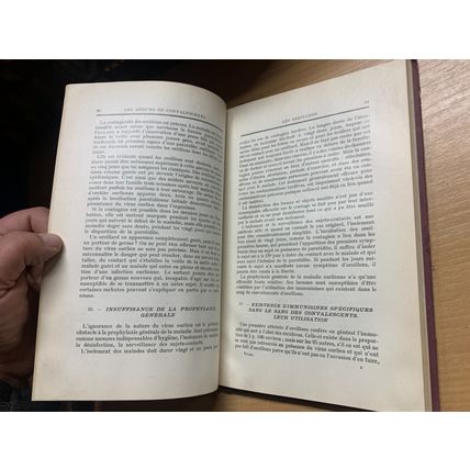 RARE* 1937 "LES SERUMS DE CONVALESCENTS" FRENCH HARDBACK BOOK (P4)