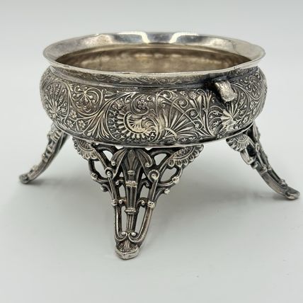 Antique Racine.SP. CO Silver Plate Salt Cellar Ornate Four Legs Rare 2.3”x3.3”