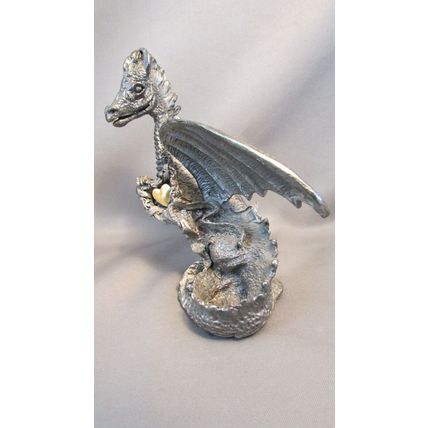 Vintage DRAGON HEART Pewter Dragon with Gold Heart Pewter Figurine TSR D&D