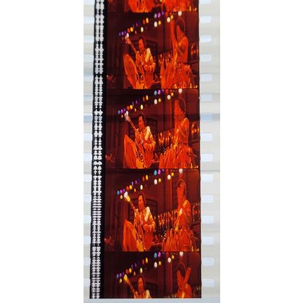 EARTH WIND & FIRE. Pk MTP - a023W. 1 STRIP OF 5 - 35MM FILM CELLS. A rare strip