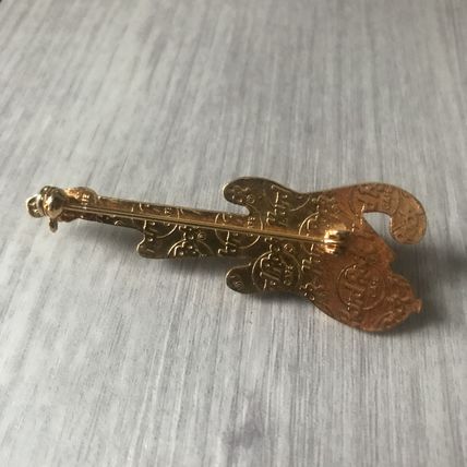 Hard Rock Cafe Pin SHARM EL SHEIKH 3rd ANNIVERSARY Love All Serve All MINT - HRC