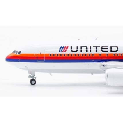B767-200 UNITED SAUL BASS REG: N611UA WITH STAND- INFLIGHT 200 IF762UA0123 1/200