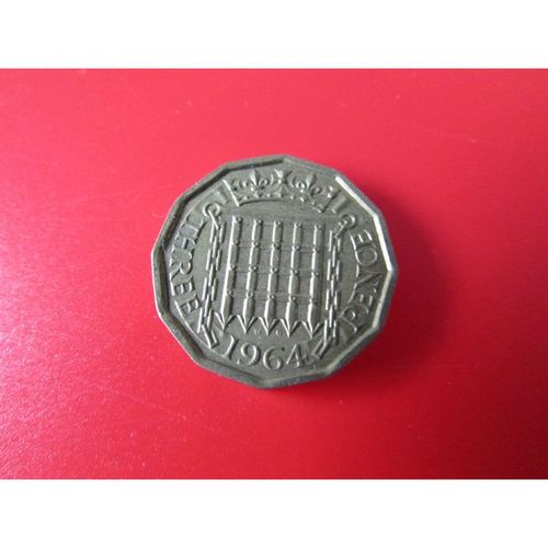 1964 QUEEN ELIZABETH II BRASS THREEPENCE - COIN - 3 FREE POST. Q