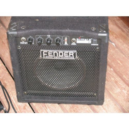 Fender Rumble 15 Bass Amplifier