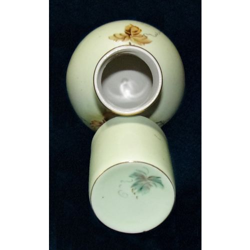 Lefton Green Vintage Green Heritage Fruit tumble up 6274 vintage great condition