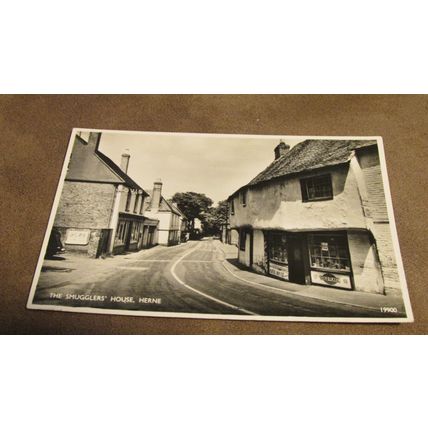 1950s real photo Postcard -The Smugglers House, Herne - Kent
