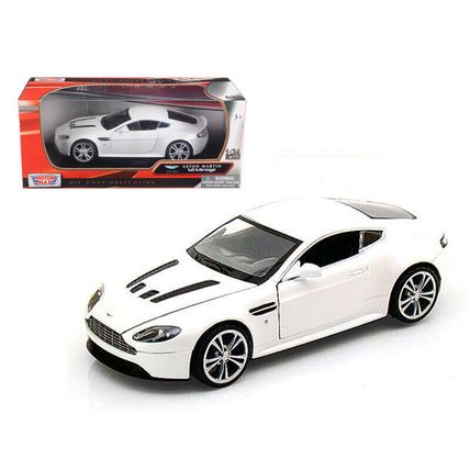 Aston Martin V12 Vantage Pearl White 1/24 Diecast Car Model by Motormax