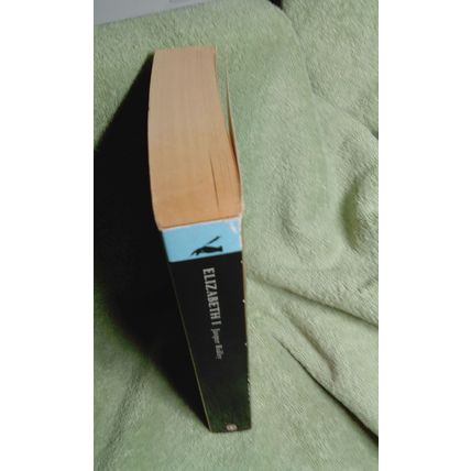 Elizabeth I by Jasper Ridley PB