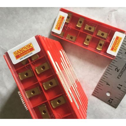 LOT 100 SANDVIK 009242N48 8.05 ,SANDVIK 2040 CARBIDE INSERTS X066000X,EJ