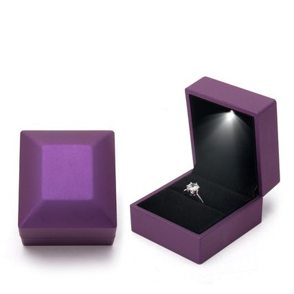 Diamond Ring Box with LED Light Velvet Jewelry Gift Wedding Proposal Engagement