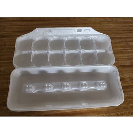 12 Publix Styrofoam 1 Dozen Jumbo Egg Cartons For Crafts or Eggs