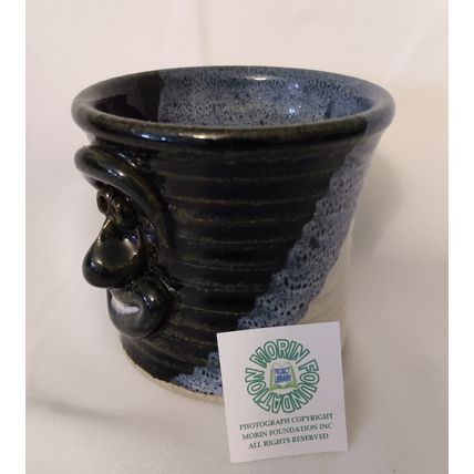 HANDCRAFTED GLAZED STONEWARE FACE MUG BLUES & WHITE SIGNED RT