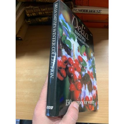 1995 "DELIA SMITH'S WINTER COLLECTION" COOKERY RECIPES 1.1kg HARDBACK BOOK (P6)