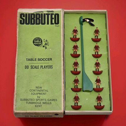 Subbuteo Heavyweight TEAM LIVERPOOL COMPLETE SET Ref 41 - HW