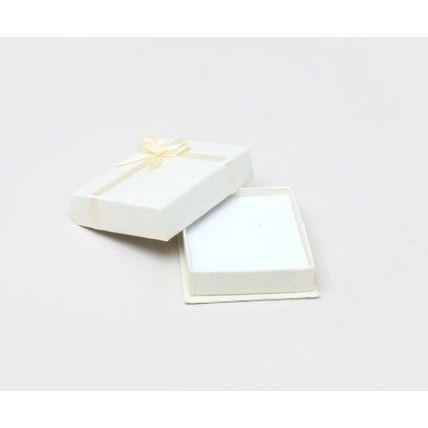 Ivory colour gift box approx 8 cm x 6.5 cm x 2 cm
