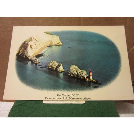 THE NEEDLES, ISLE OF WIGHT unused postcard Colourmaster CAMEO =