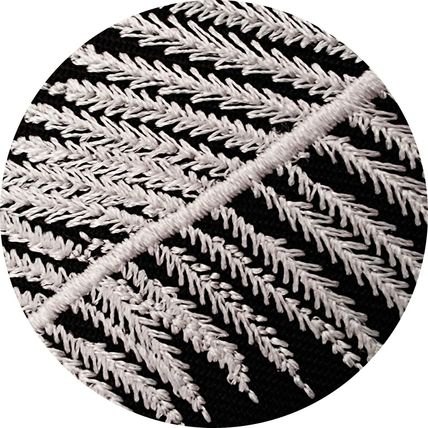 Leaf Iron On Patch 11.8 cmx5.5 cm Easy Iron or Sew white Plant Badge Motif P555