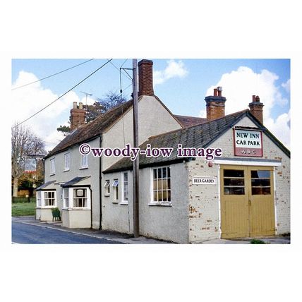 pu0761 - The New Inn at Radbury, Buckinghamshire - print
