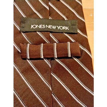 Jones New York Men's 100% Imported Silk Brown White Broad Pinstriped Neck Tie