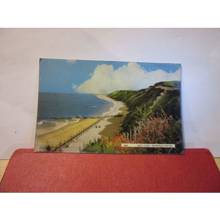 EAST CLIFFS, MUNDESLEY-ON-SEA, NORFOLK, used postcard by H. Coates 1964 pm =
