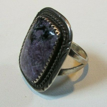 NATIVE AMERICAN PURPLE CHAROITE STERLING SILVER RING By ZUNI ARTIST HALOO