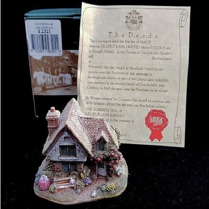 Lilliput Lane Grandma & Grandpas Cottage Vintage Ornament