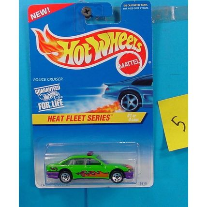 C5 HOT WHEELS HEAT FLEET SERIES POLICE CRUISER #537 GREEN/PURPLE NEW ON CARD