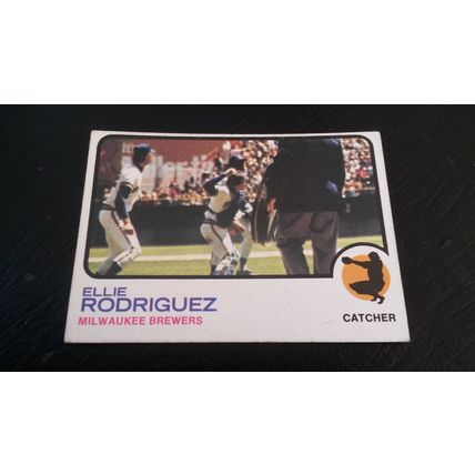 1973 Topps Card # 045 Ellie Rodriguez Very Good-Excellent (4) Milwaukee Brewers