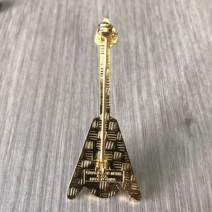 Hard Rock Hotel Cafe pin LAS VEGAS flying V Guitar Blackjack Ace King Spades 90s