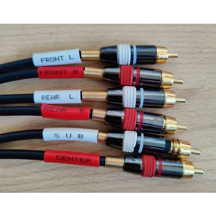 Audiophile analogue interconnect cable set for high-end 5.1 HiFi systems.